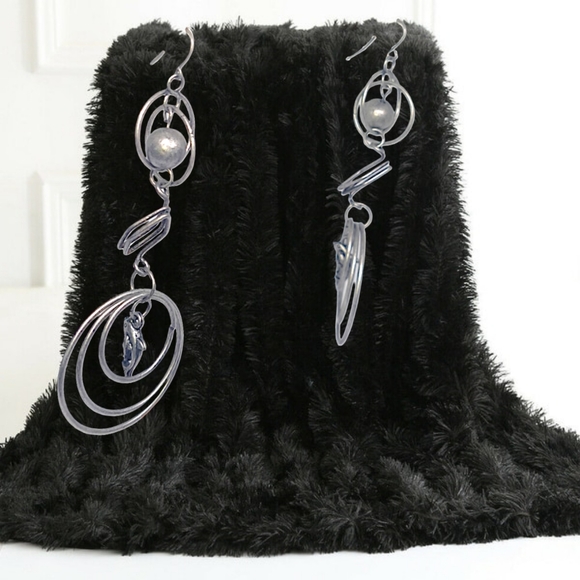 👣4/$20. Dangling Silver Tone Earrings with Dolphins - Picture 3 of 7